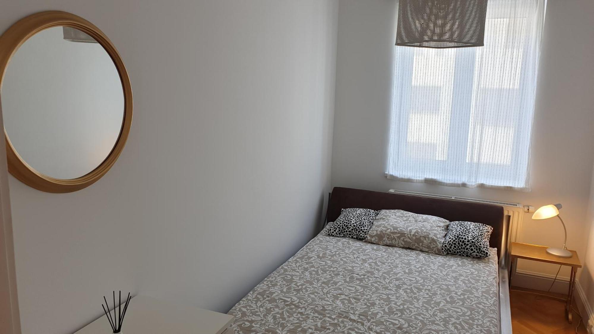 Wonderful 2-bedroom Belvedere Apartment *