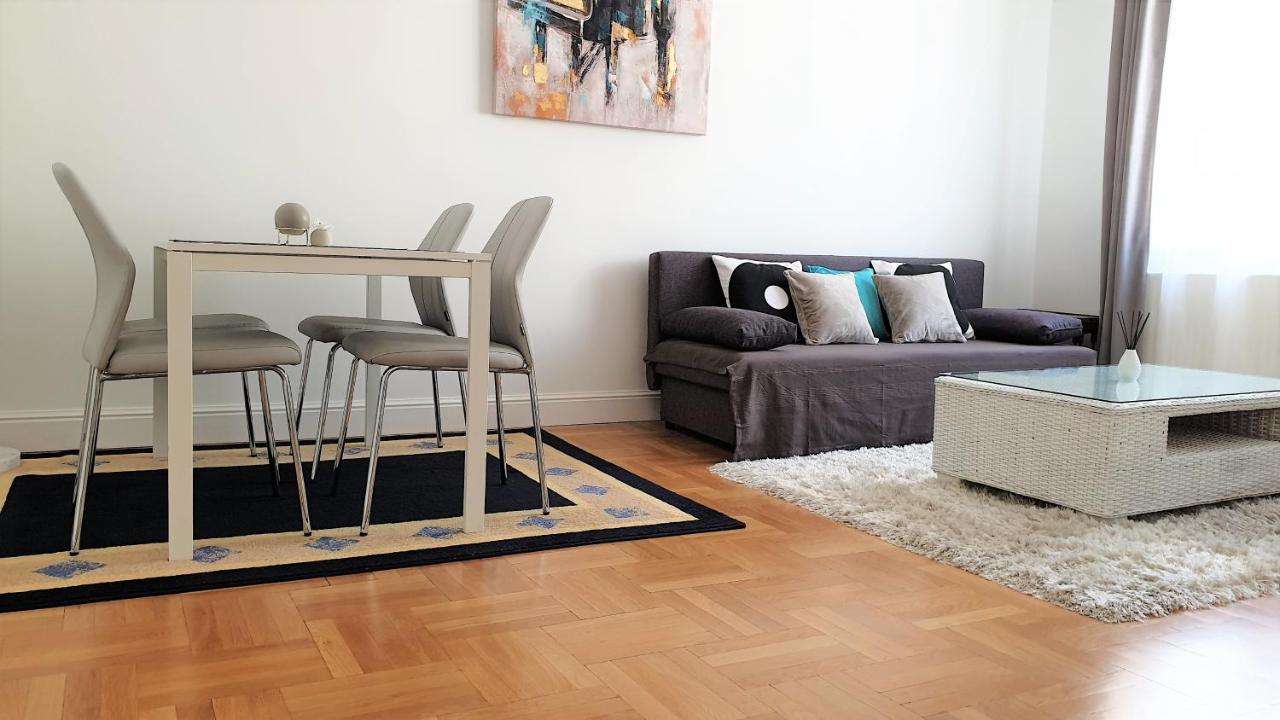 Wonderful 2-bedroom Belvedere *